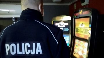 otwock ponad 200 nielegalnych automatow do gier hazardowych